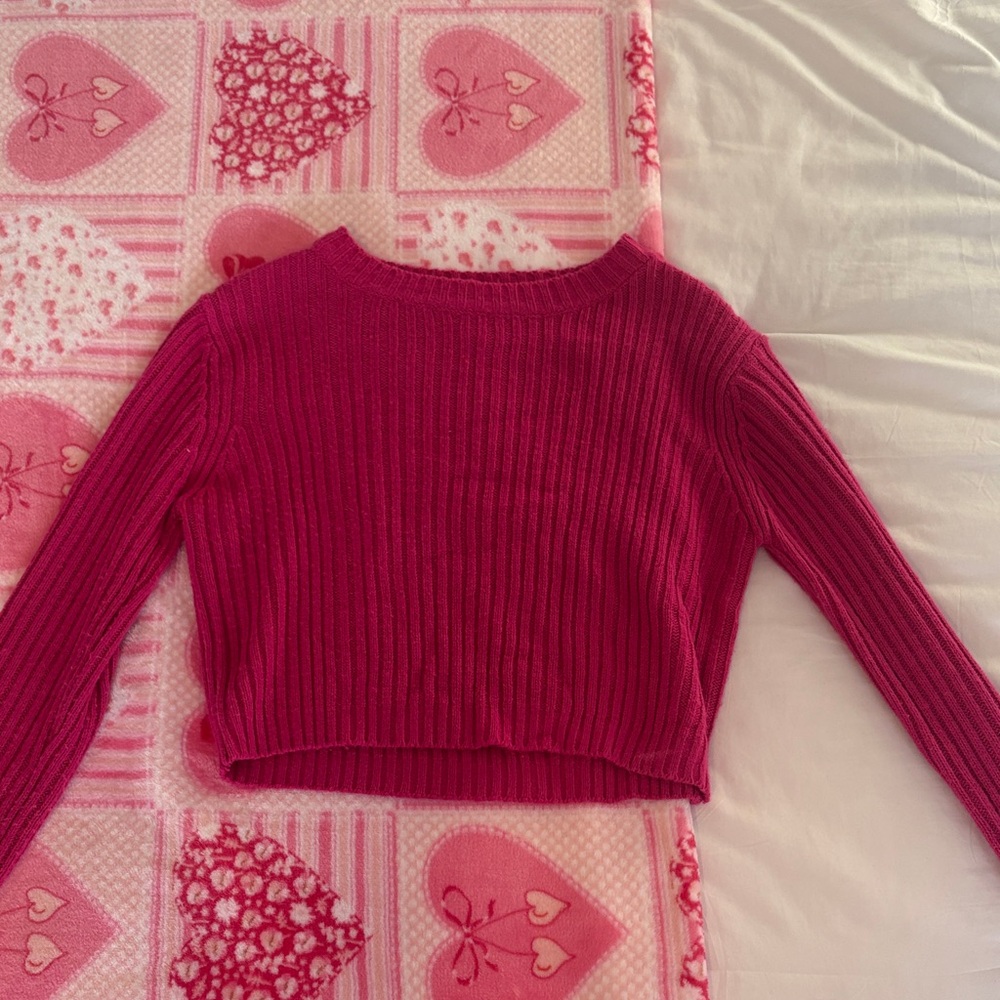 pink ribbed cropped knit sweater